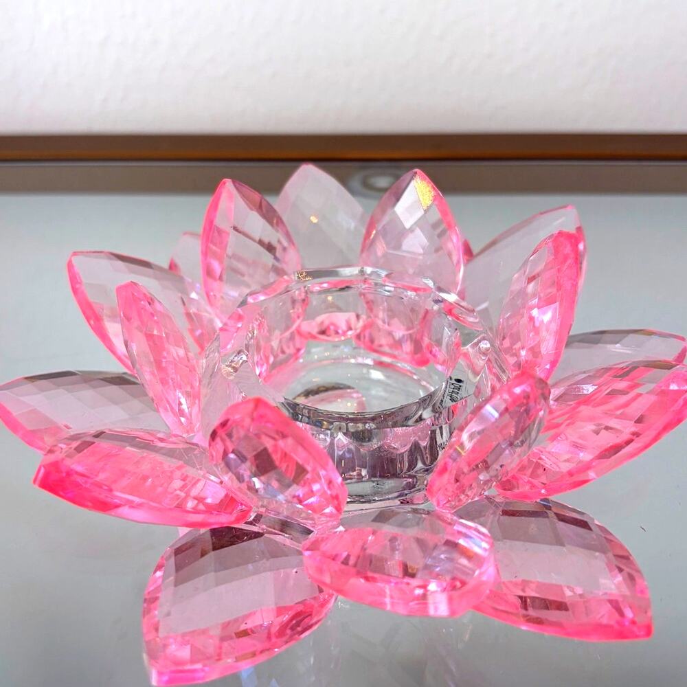 Sparking Cut Crystal Pink Glass LOTUS FLOWER Candle Holder - Picture 9 of 10